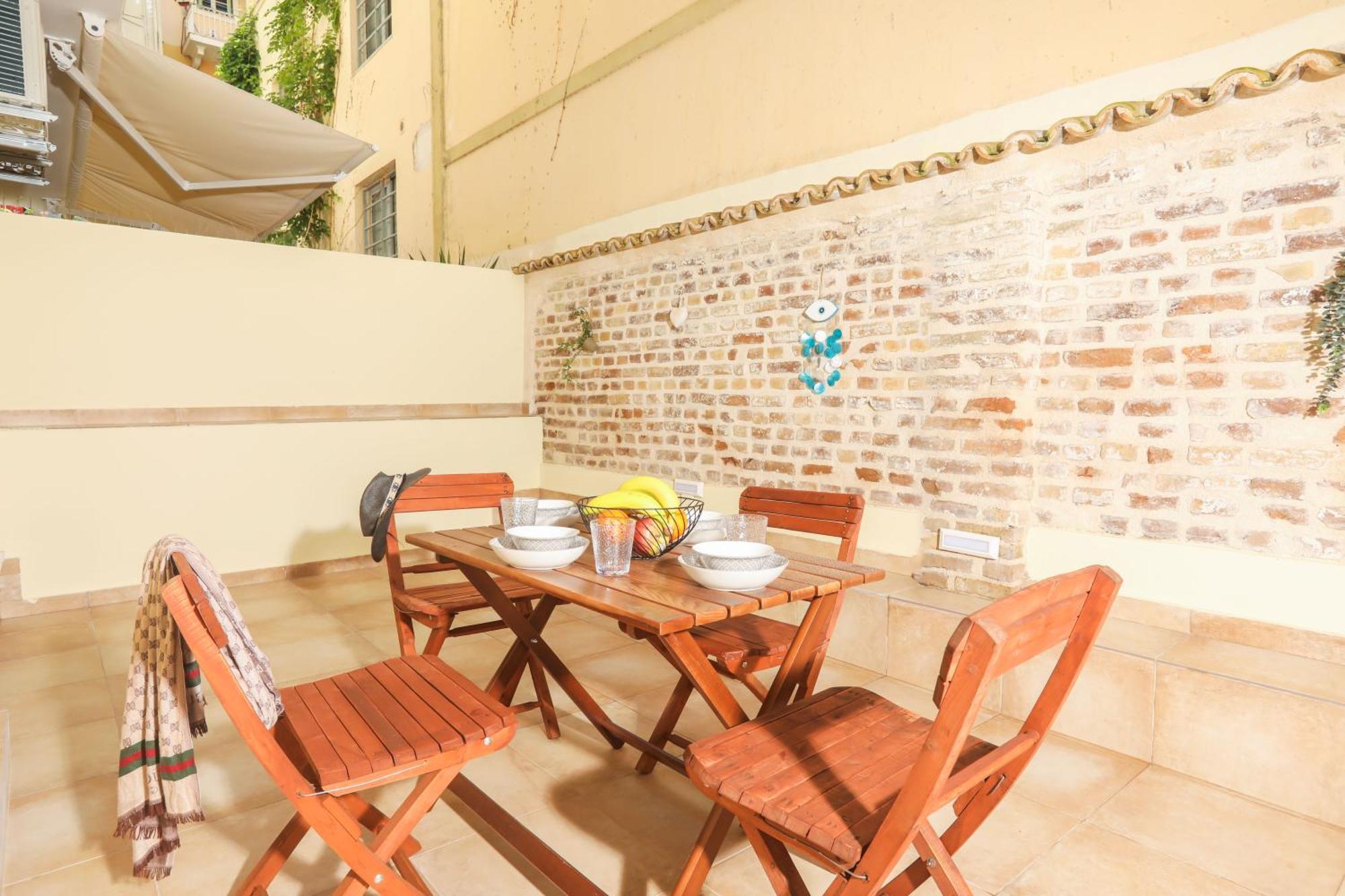 Elisavet City Apartment With Veranda Corfu  Екстер'єр фото